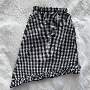 NWOT Gingham high waisted causal shorts!
